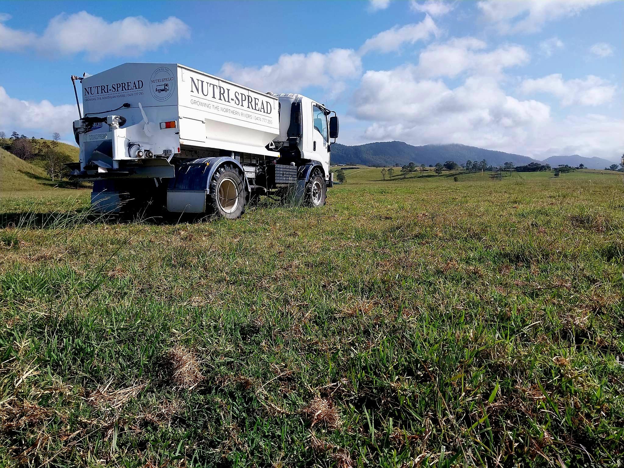 NUTRI-SPREAD Rye Grass spreading Kyogle